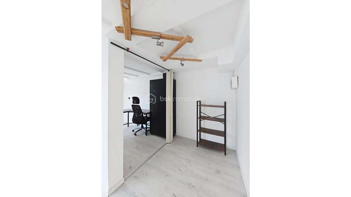 AV murs commerciaux de 32m² à la Grande-Motte