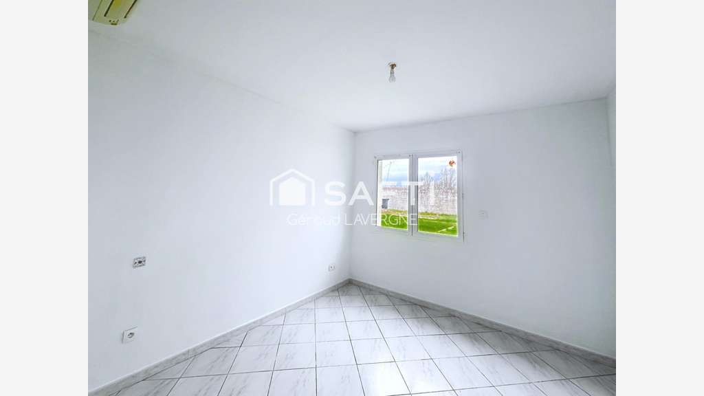 A vendre local 95m²à La Salvetat Saint Gilles N124