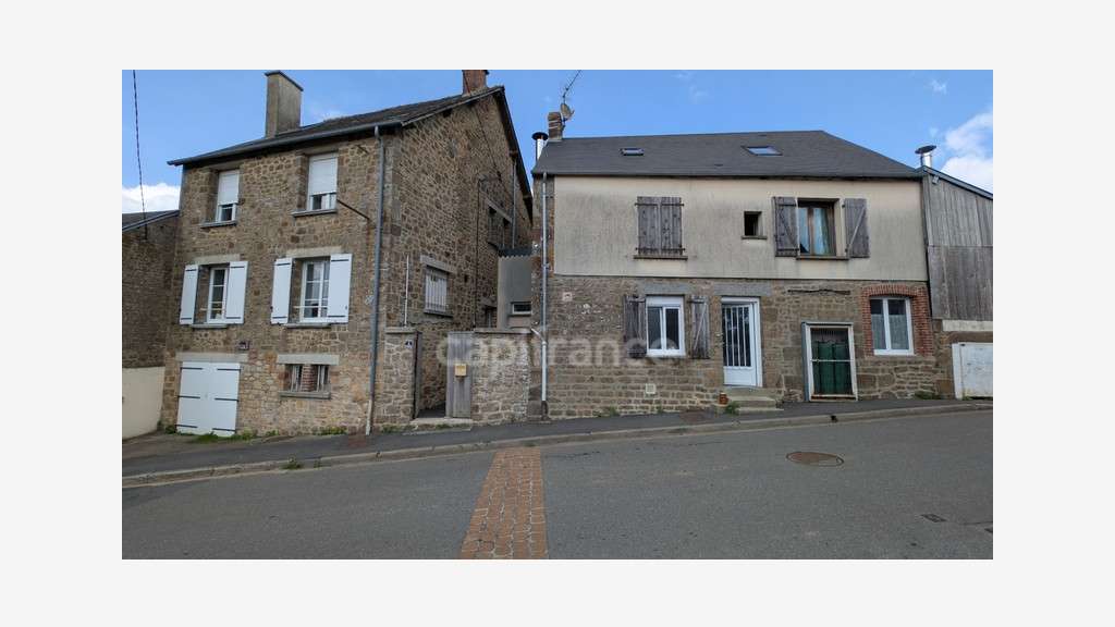 A vendre local commercial à La Sauvagère