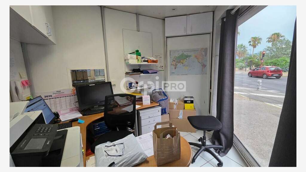 Local commercial 83m² à vendre à La Seyne Sur Mer