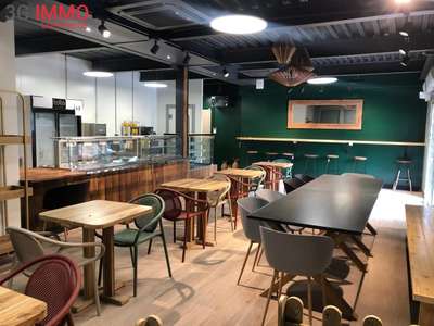 Vente local commercial 293m² à La Trinité