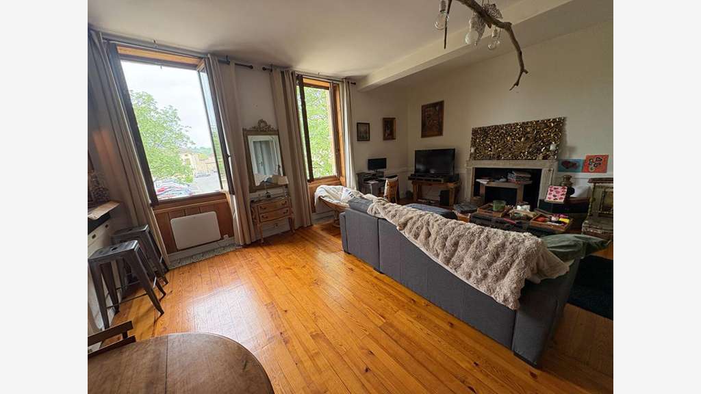 A vendre immeuble mixte libre secteur Langon