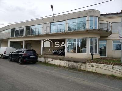 Vente immeuble de 1500m² à Lansac cadre paisible