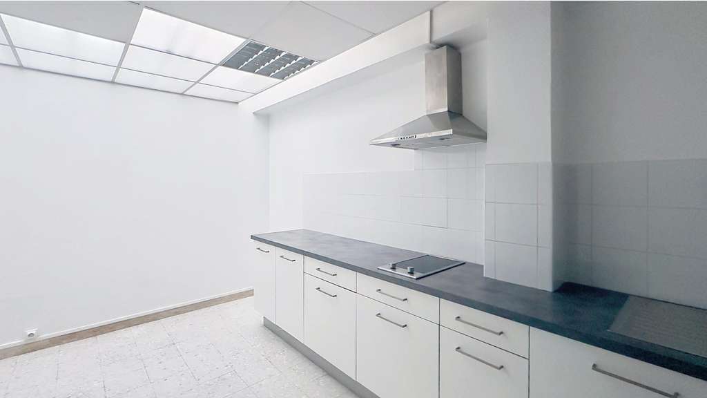Vente bureaux 280m² prêts à l’emploi au Cannet