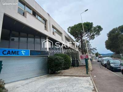 Vente locaux forte rentabilité au Cannet