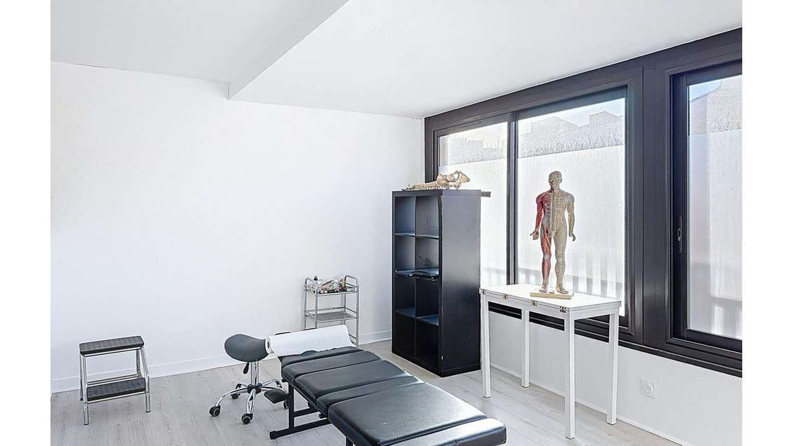 AV local 40m² Cap d'Agde emplacement stratégique