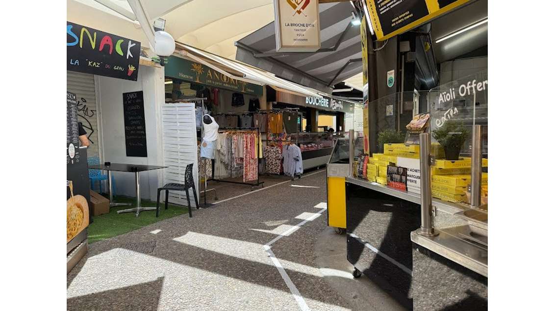 Vente local 30m² au Grau-du-Roi Camargue 2000