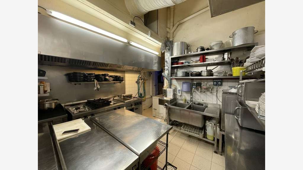 A vendre murs 121m² et appartement 56m² au Havre