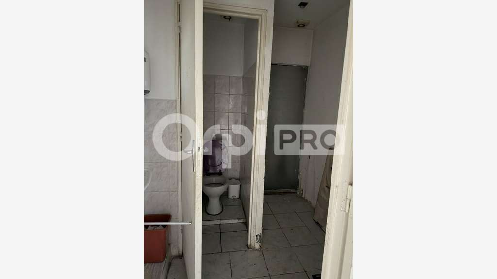 Vente local commercial 50m² au Havre St François