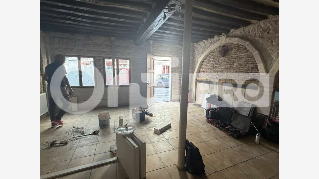 Vente local commercial 50m² au Havre St François