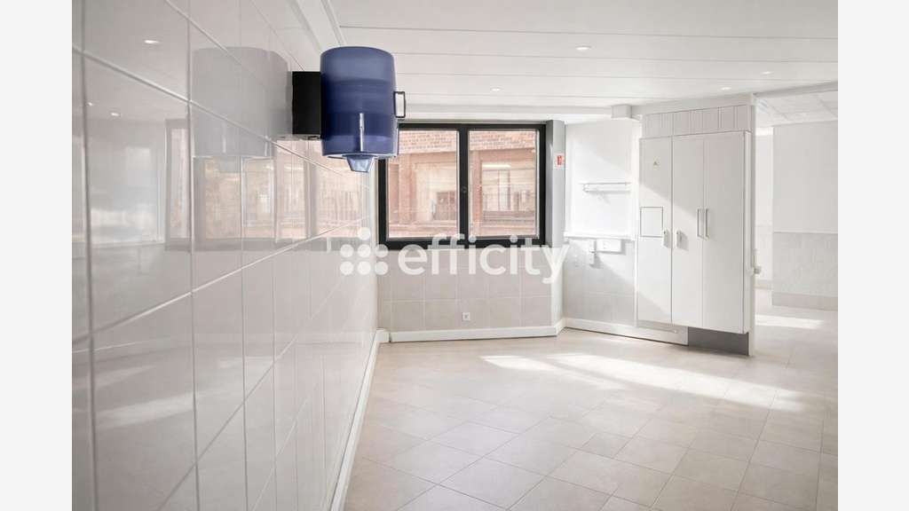 Vente local commercial de 303m² au Kremlin-Bicêtre