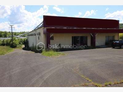 Vente local commercial 1039m² Le Lardin-St-Lazare