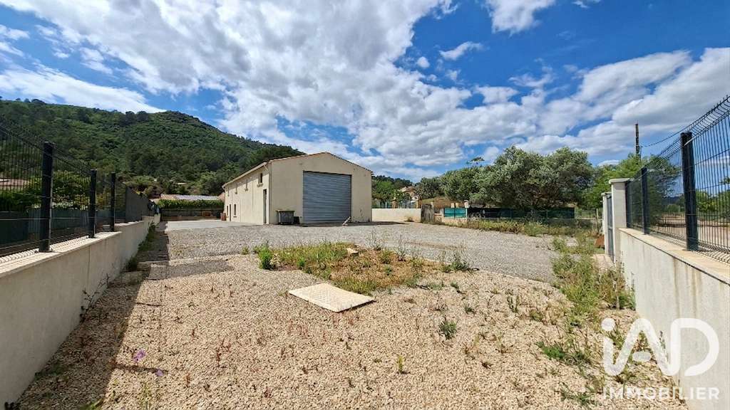 Vente hangar et bureaux 215m² Le Luc accès RD97