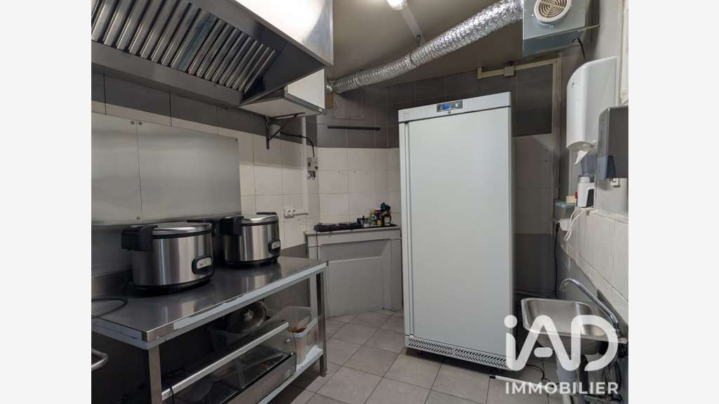 Cède bail local cial 46m² au Malesherbois
