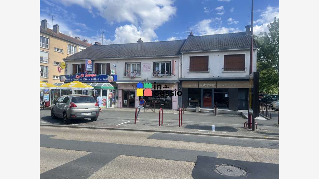 Locaux loués à vendre Le Mans Route de Sablé