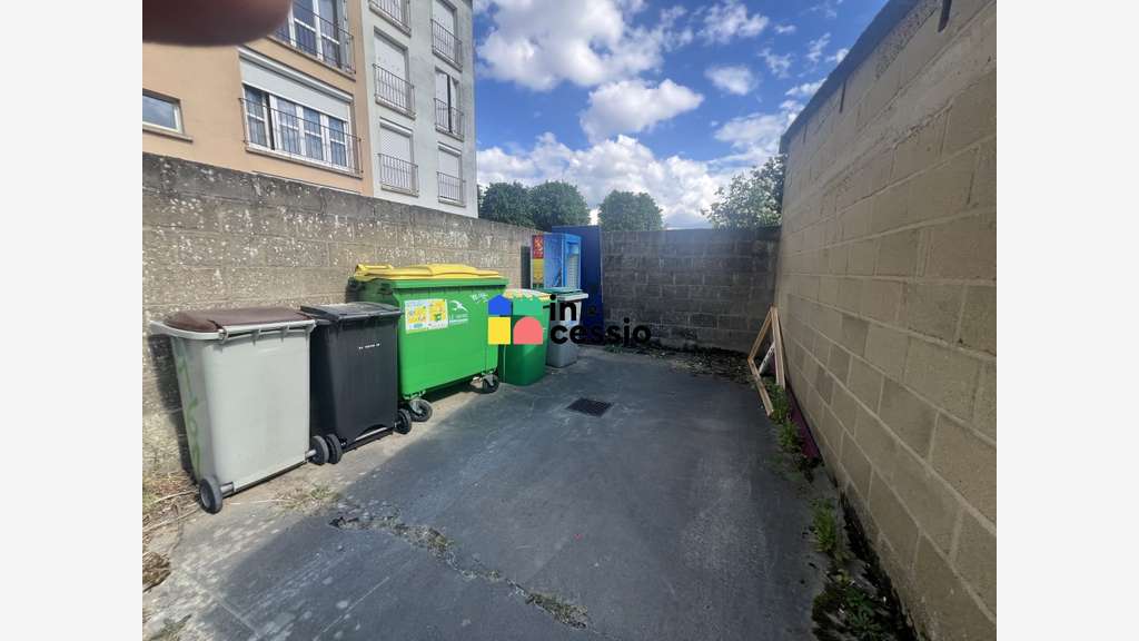 Locaux loués à vendre Le Mans Route de Sablé