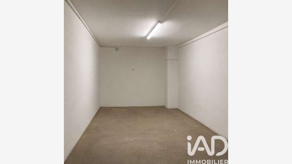 A vendre local commercial de 540m² Le Mans