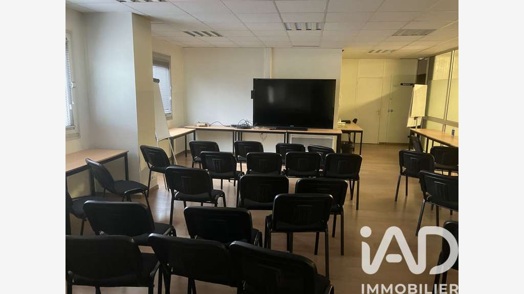 A vendre local commercial de 540m² Le Mans