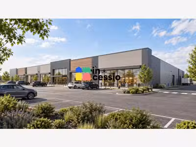 RARE – Ensemble commercial de 2 300 m² divisible d