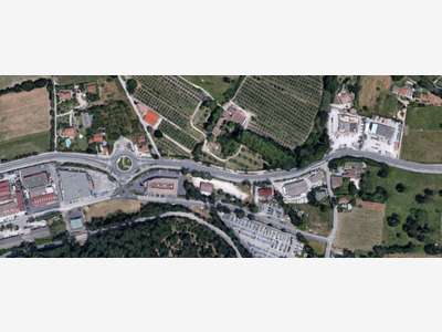 BATIMENT DE 1112 M2