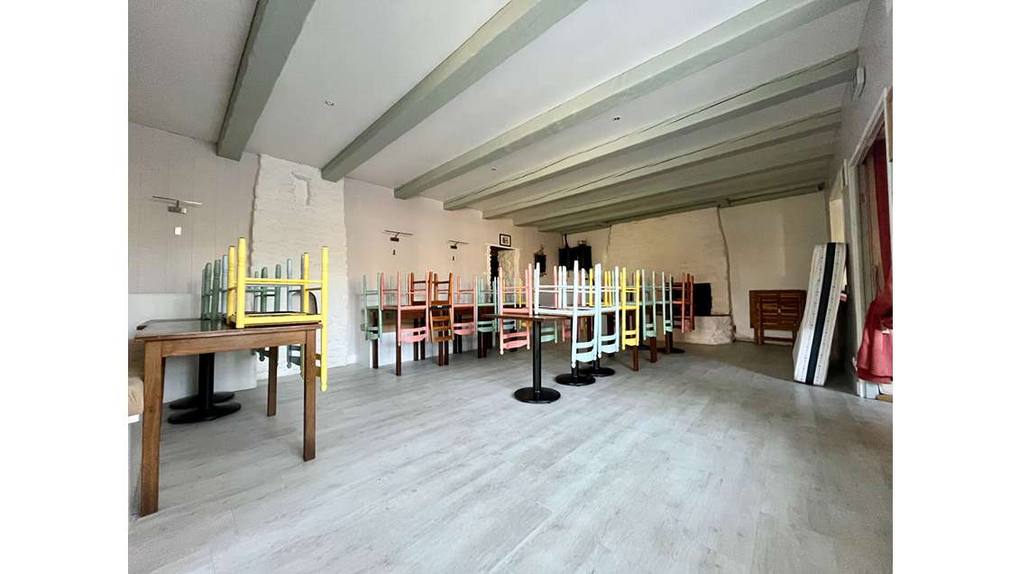 Vente local restaurant avec appartement le Quiou