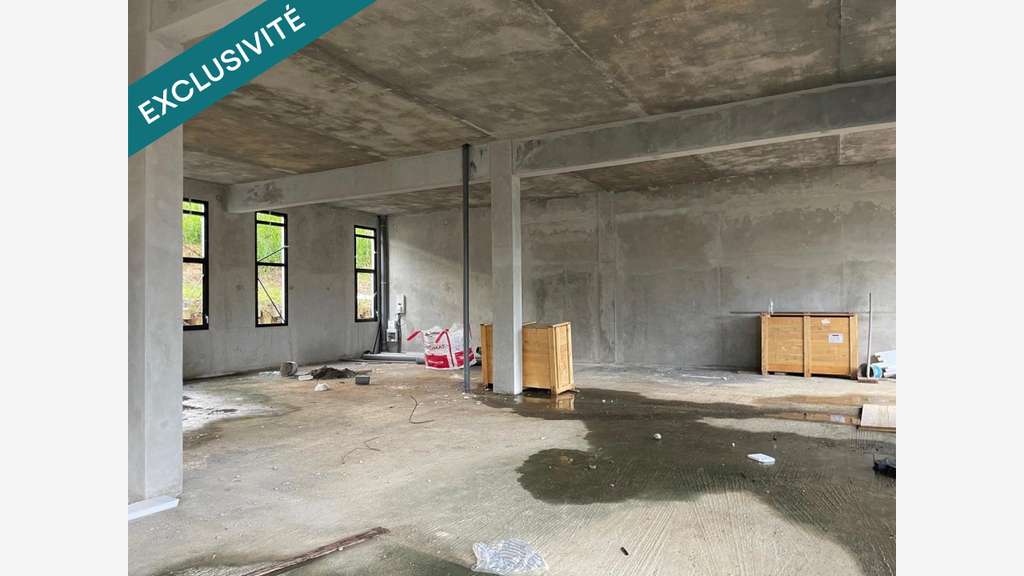 Droit au bail local aménagé neuf 160m² Le Robert