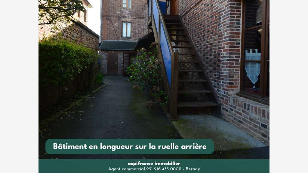 Vente murs bar restaurant hôtel 300m² le Sap