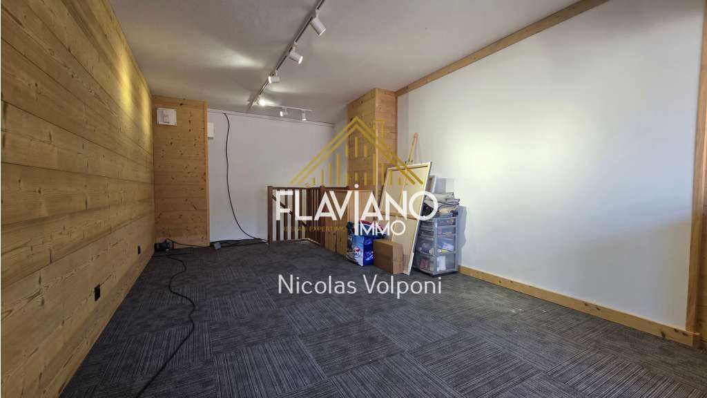 Vente local commercial 45m² secteur Le Sauze