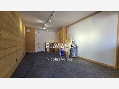 Vente local commercial 45m² secteur Le Sauze