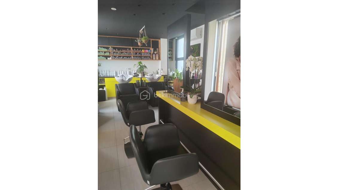 Vente local 48m² angle centre ville du Touquet