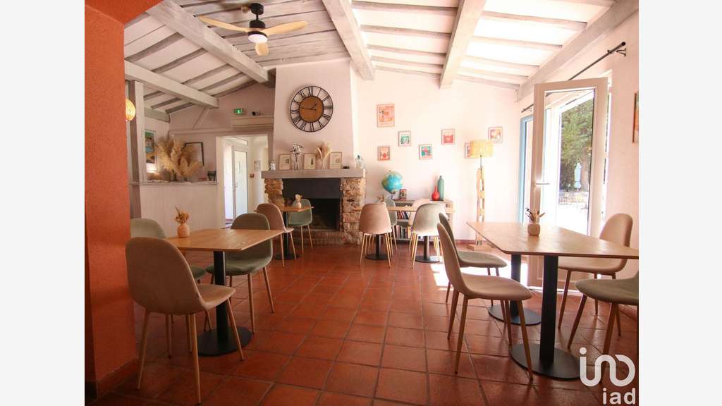 Local commercial à Le Val