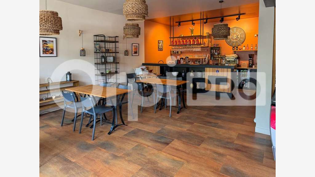 À vendre murs occupés de 141m² à Léon (Landes)