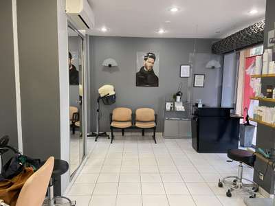 Cède local commercial 40m² avec vitrine les Angles
