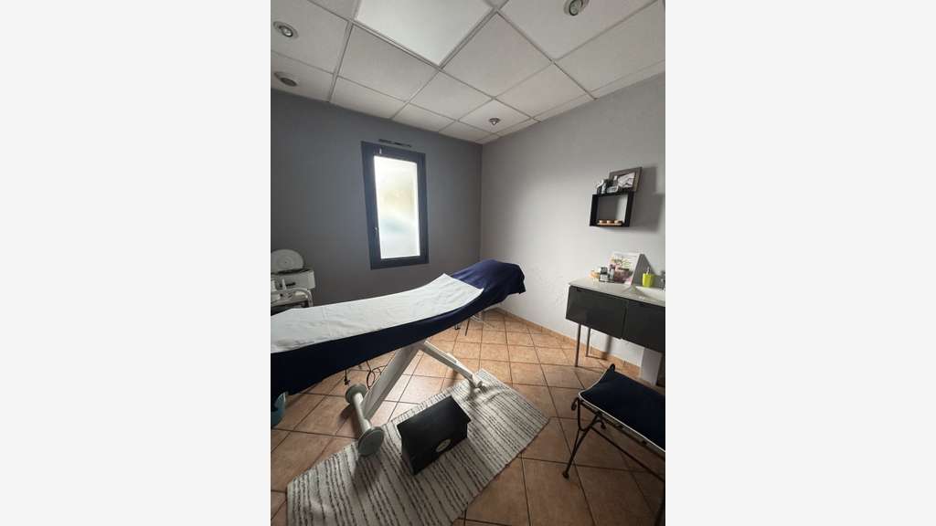 AV ensemble immobilier 277m² Les Herbiers  