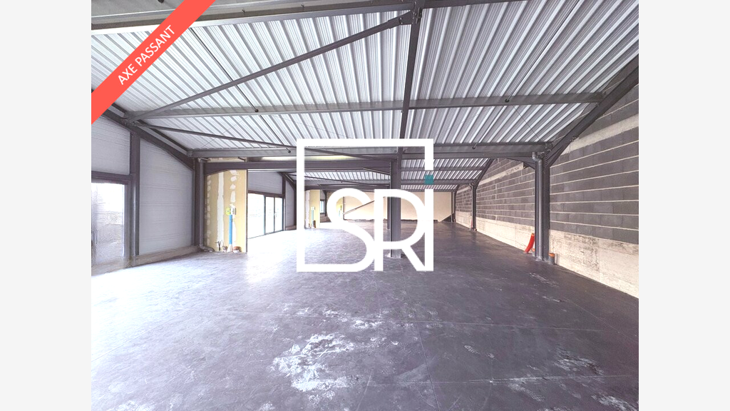 Local 281m² à vendre aux Martres d'Artière