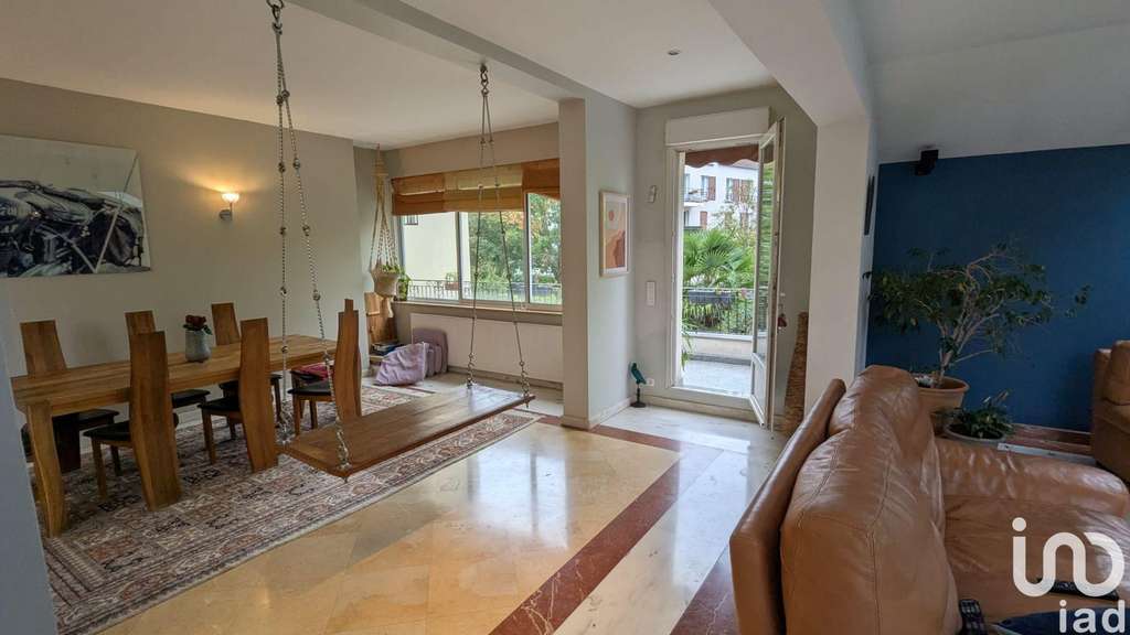 Vente murs commerciaux 662m² Les Mureaux