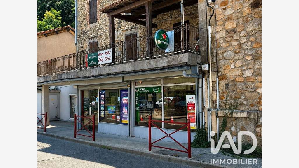 Local commercial à Les Salles-du-Gardon