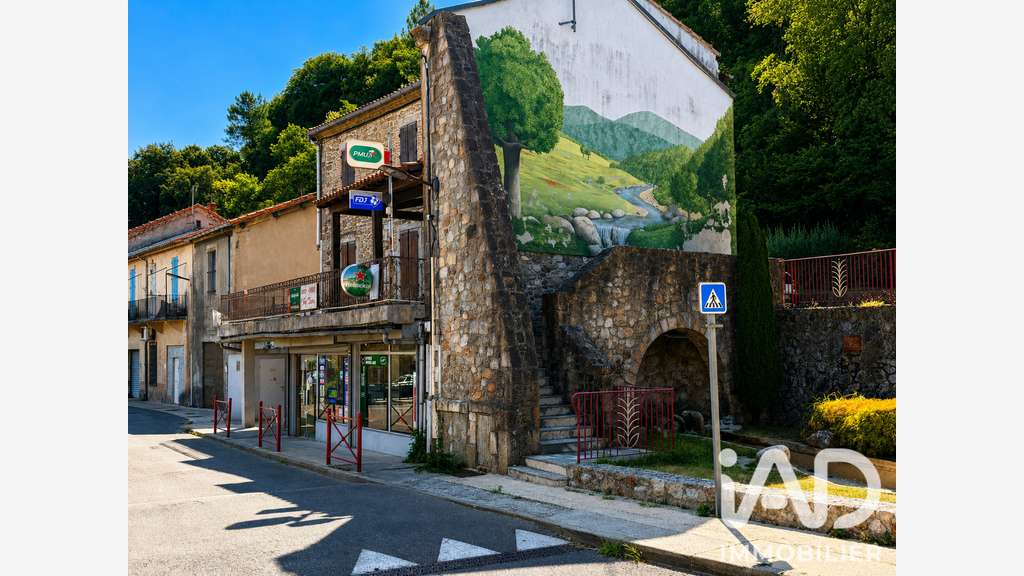 Local commercial à Les Salles-du-Gardon