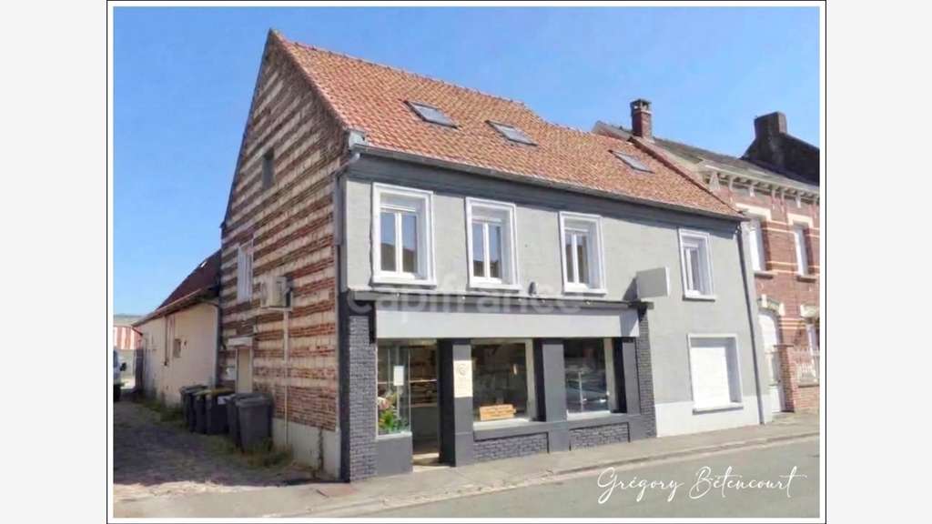 Immeuble de rapport de 331m² à vendre à Lesquin