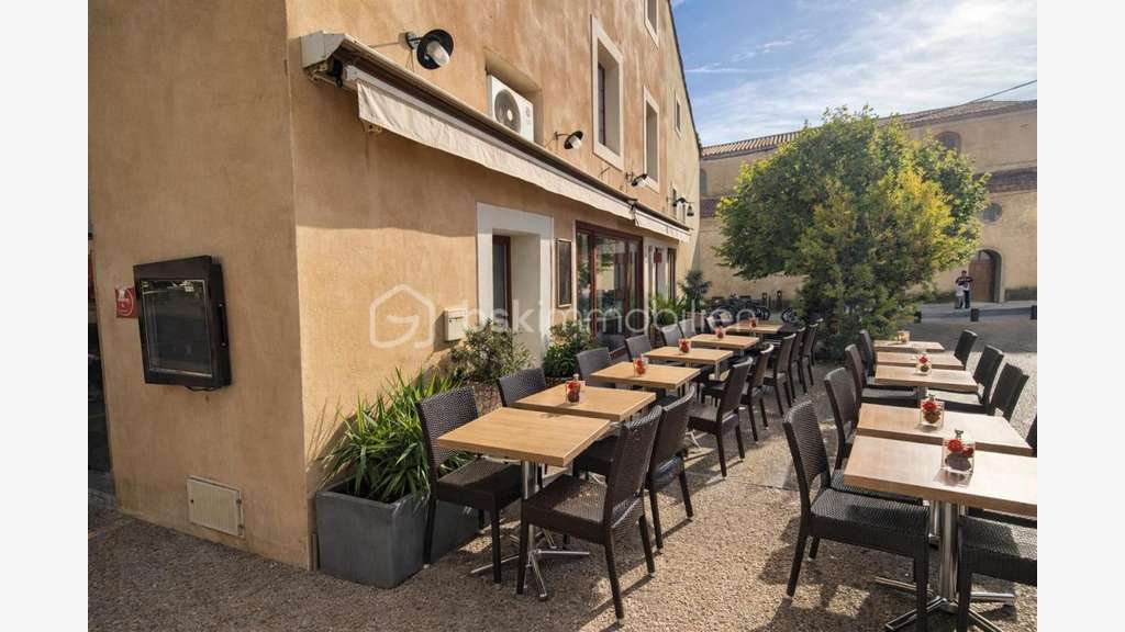 Vente murs commerciaux de 180m² à Leucate village