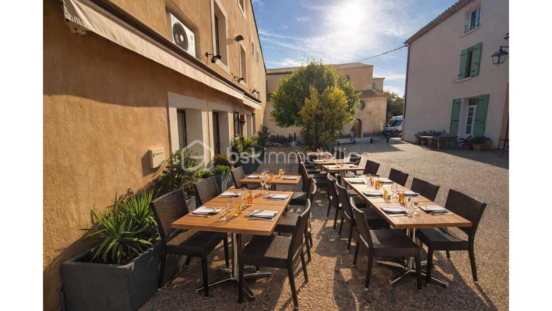 Vente murs commerciaux de 180m² à Leucate village