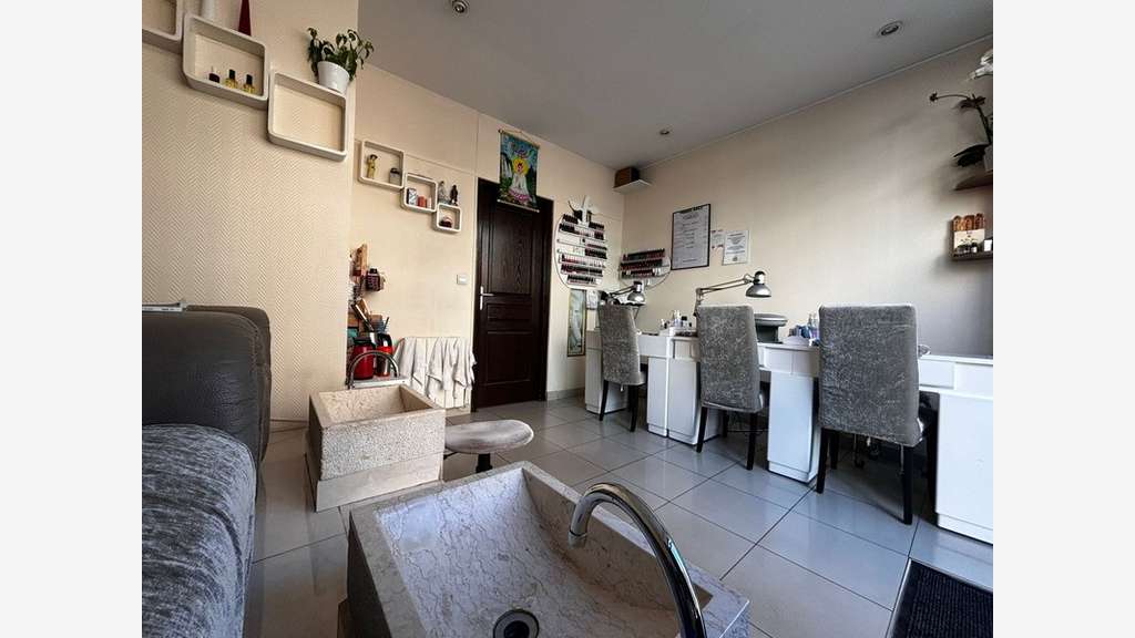 Vente local occupé rue Kléber à Levallois Perret