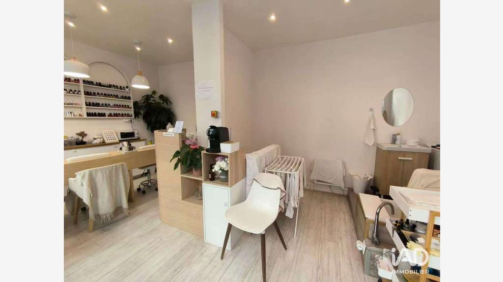 Local commercial à Levallois-Perret