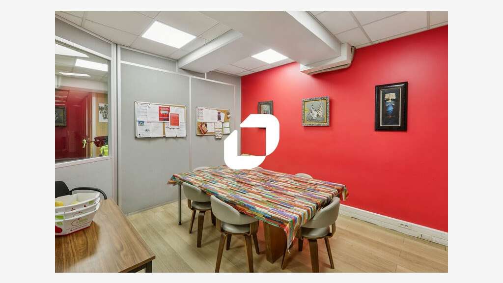 Vente Local commercial 328m² Levallois perret