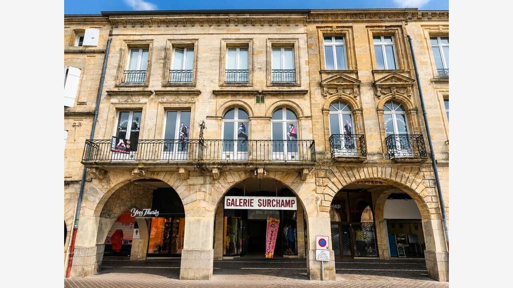 Vente local commercial 380m² hyper centre Libourne