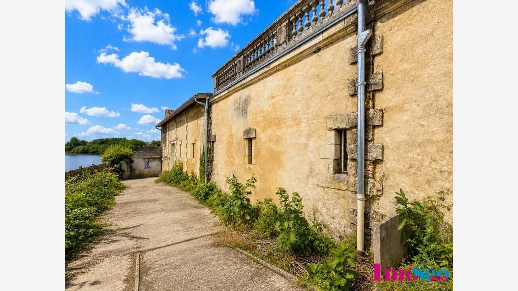 Immeuble commercial de 910m² à vendre à Libourne