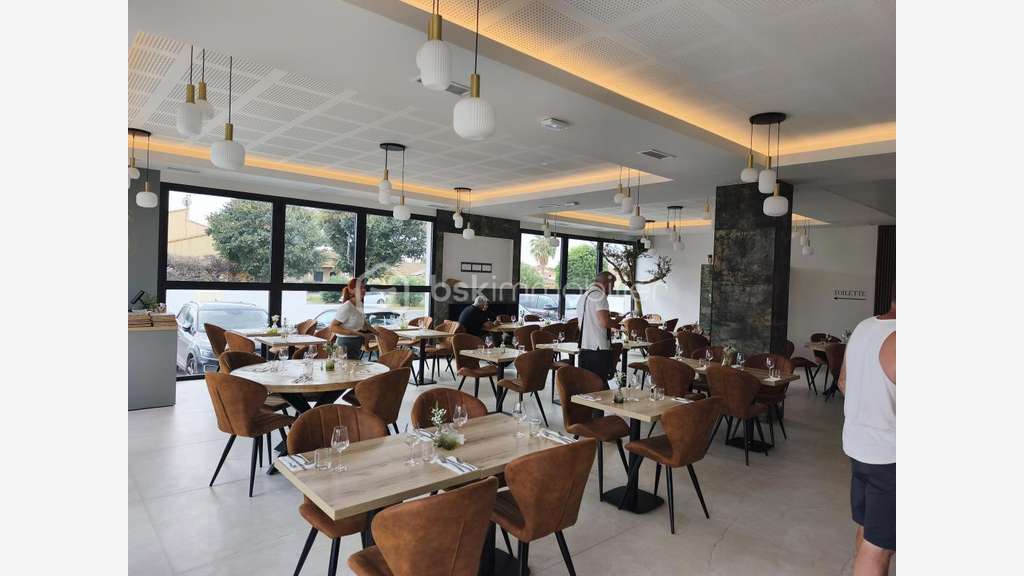 LOCAL COMMERCIAL RESTAURATION/BRASSERIE