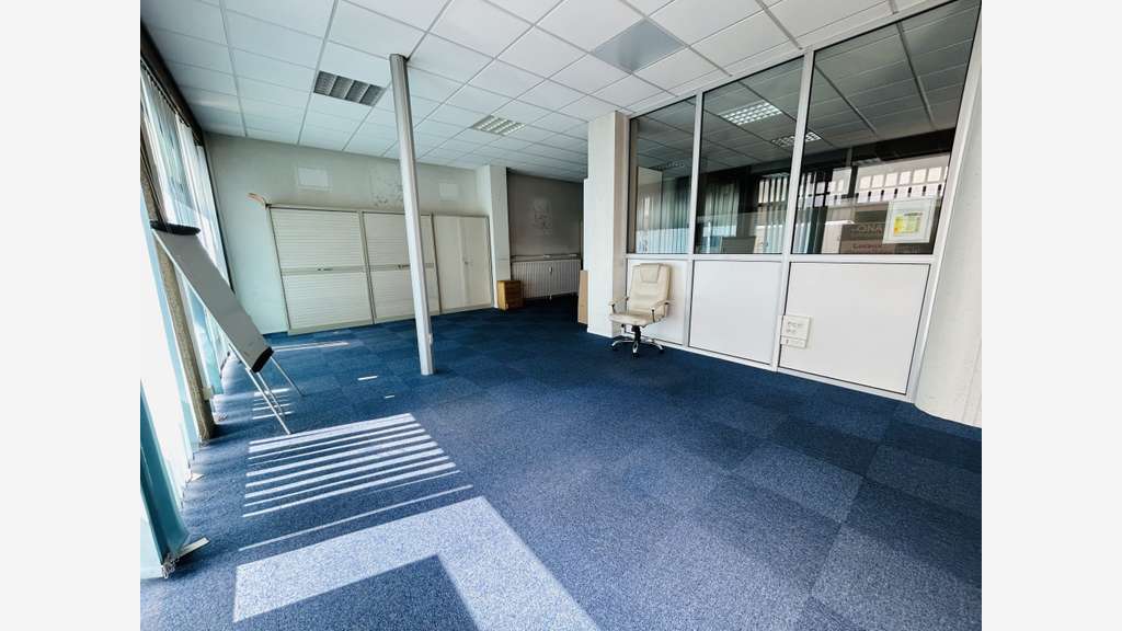 Vente local commercial de 130m² à Limoges