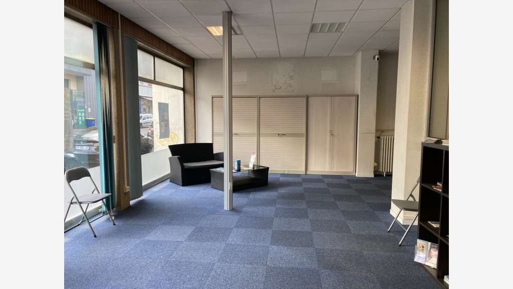 Vente local commercial de 130m² à Limoges
