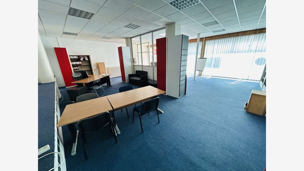 Vente local commercial de 130m² à Limoges